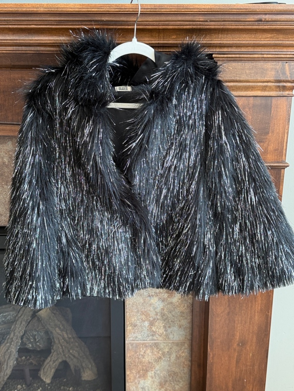 Black faux fur silver tinsel statement glamorous chic cropped coat Italian est M